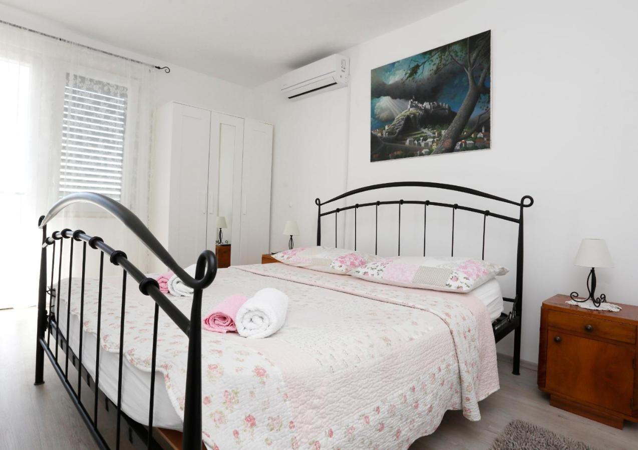 Klis Holiday Home Miklica מראה חיצוני תמונה